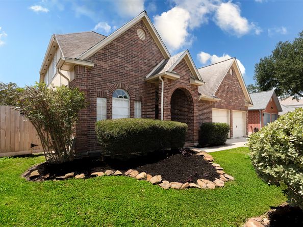 17935 Western Pass Lane, Houston TX 77095