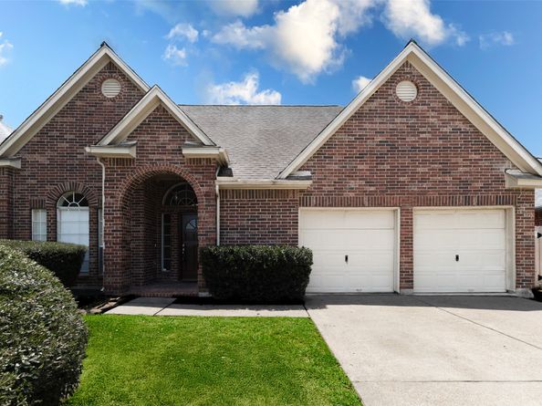 17935 Western Pass Lane, Houston TX 77095