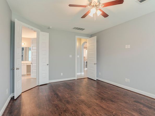 13516 Northline Lake Drive, Houston TX 77044