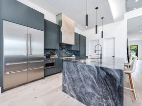 207 W 33rd Street, Houston TX 77018