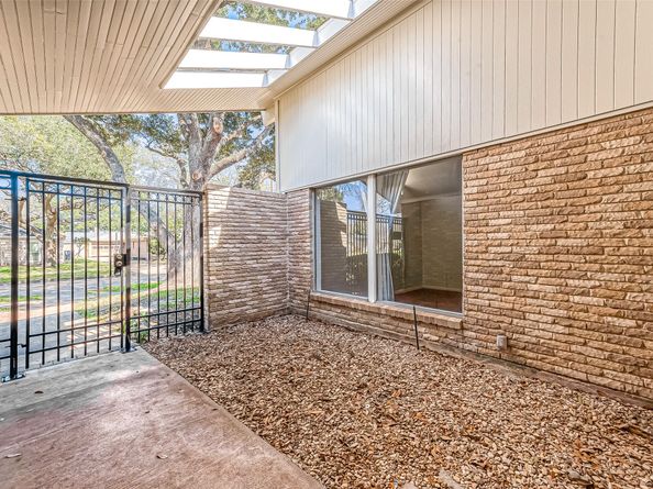 5723 Jason Street, Houston TX 77096