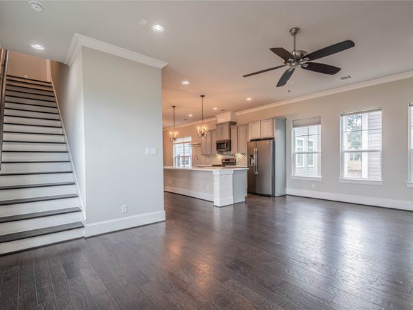 3009 Bell Street B, Houston TX 77003