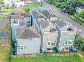 3009 Bell Street B, Houston TX 77003