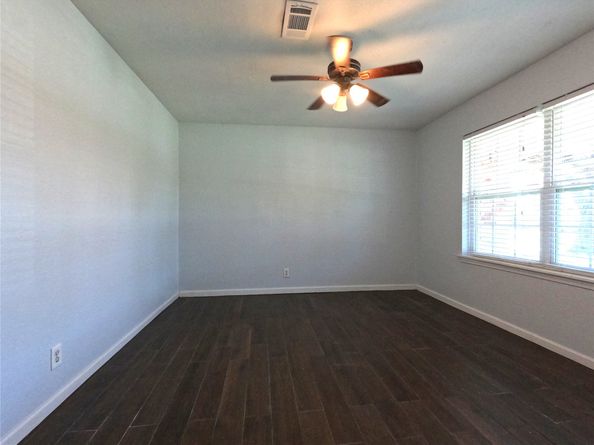 8810 Reamer Street, Houston TX 77074