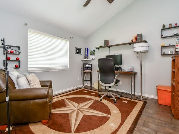1719 Prairie Mark Lane, Houston TX 77077