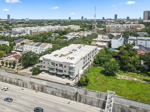 4509 Mount Vernon Street 23, Houston TX 77006