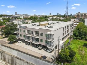 4509 Mount Vernon Street 23, Houston TX 77006