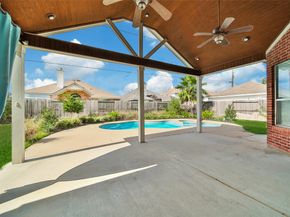 12802 Mossy Ledge Drive, Tomball TX 77377