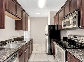 2255 Braeswood Park Drive 102, Houston TX 77030