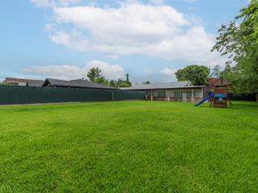 2127 Maximilian Street 10, Houston TX 77039
