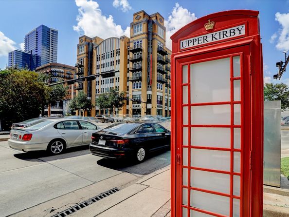 2120 Kipling Street 304, Houston TX 77098