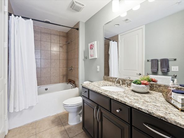2120 Kipling Street 304, Houston TX 77098