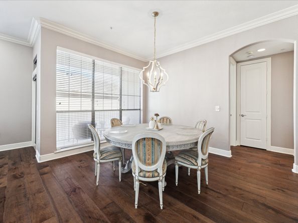 2120 Kipling Street 304, Houston TX 77098