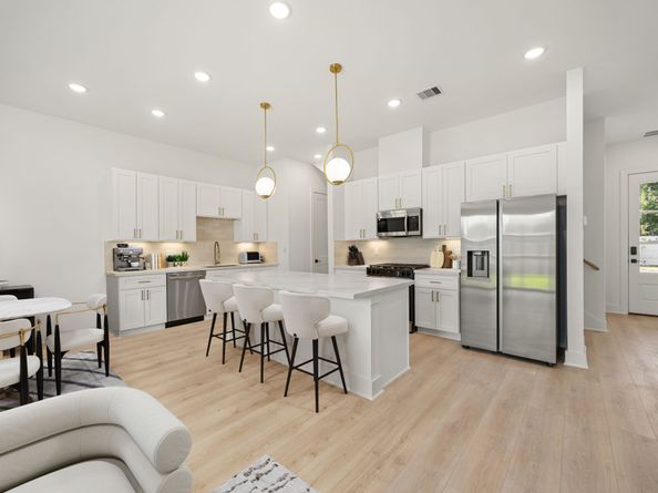 5016 Golden Forest Drive, Houston TX 77091