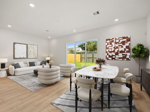 5016 Golden Forest Drive, Houston TX 77091