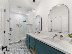 2823 Stuart Manor, Houston TX 77082