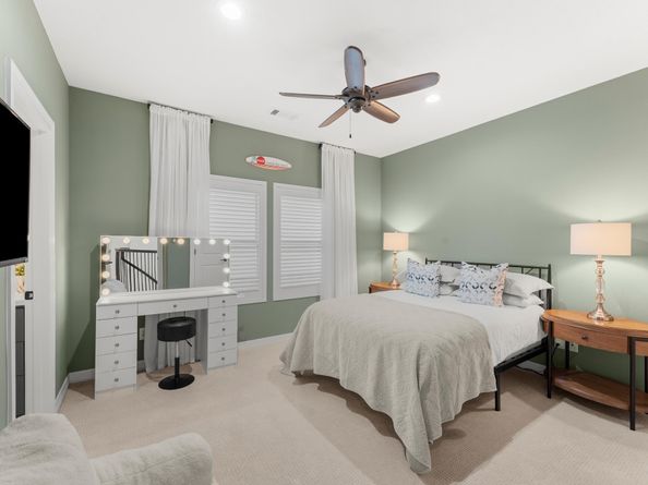 2823 Stuart Manor, Houston TX 77082