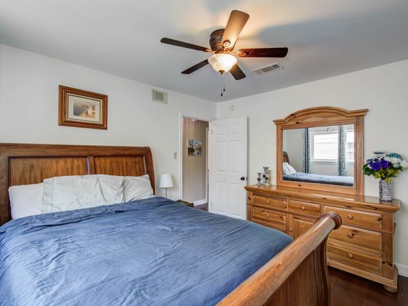 18655 Martinique Drive, Nassau Bay TX 77058