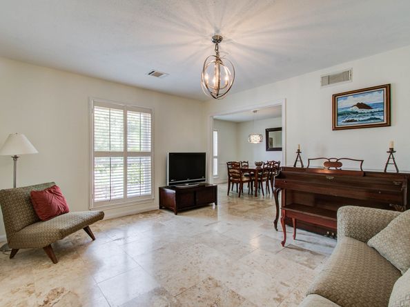 18655 Martinique Drive, Nassau Bay TX 77058