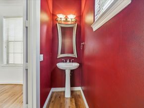 127 Tuam Street, Houston TX 77006