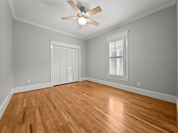 1124 Ashland Street, Houston TX 77008