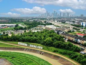 1124 Ashland Street, Houston TX 77008