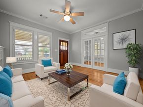 1124 Ashland Street, Houston TX 77008