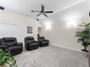 1402 Graystone Hills Drive, Conroe TX 77304