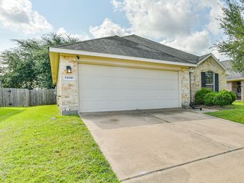 12010 Ramla Place Trail