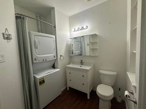 2803 Kings Crossing Drive 303, Houston TX 77345