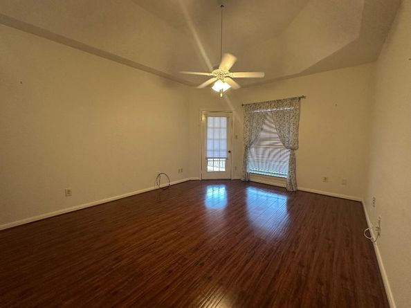2803 Kings Crossing Drive 303, Houston TX 77345