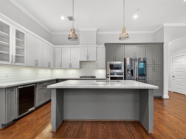 11012 Avenu Malkenu Avenue, Houston TX 77043