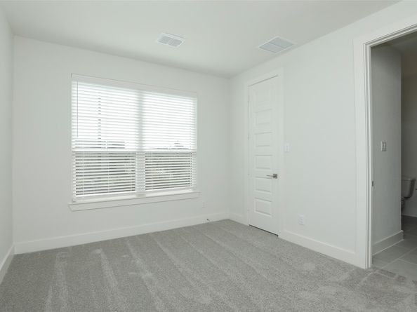 121A E 43rd Street, Houston TX 77018