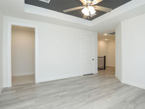 121A E 43rd Street, Houston TX 77018