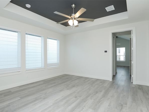 121A E 43rd Street, Houston TX 77018