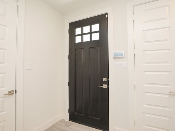 121A E 43rd Street, Houston TX 77018