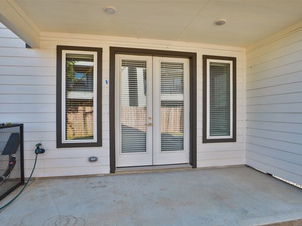 121A E 43rd Street, Houston TX 77018