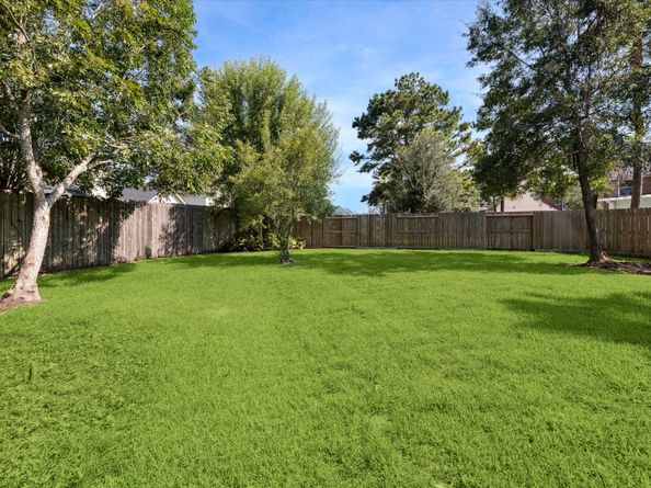 2447 Riverway Oak Drive, Houston TX 77345