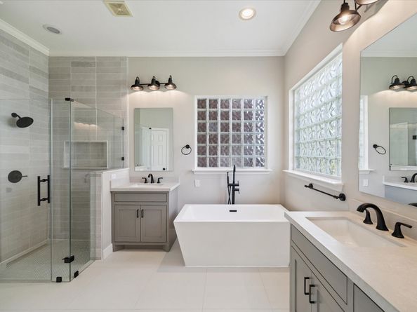 2447 Riverway Oak Drive, Houston TX 77345