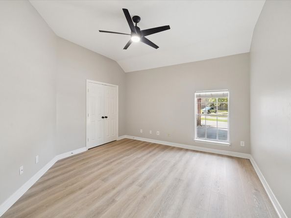 2447 Riverway Oak Drive, Houston TX 77345