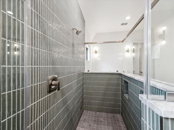 422 Venado View Court, Conroe TX 77304