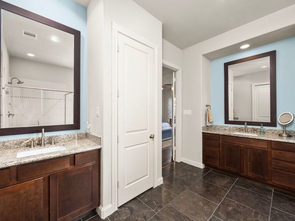 1616 Wrenwood Lakes, Houston TX 77043