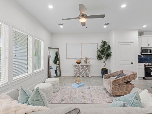 1515 Egypt Street, Houston TX 77009