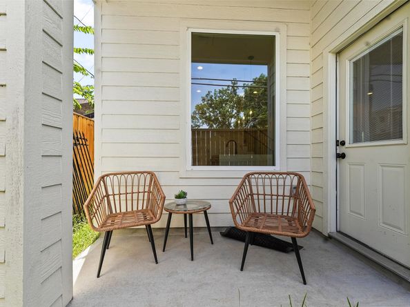 8916 Knoll Branch Dr Drive, Houston TX 77080