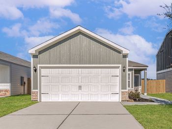 8213 Burnt Orchid Drive
