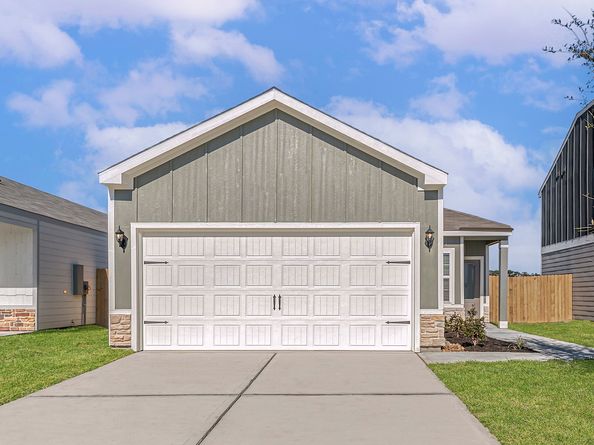 8213 Burnt Orchid Drive, Houston TX 77016