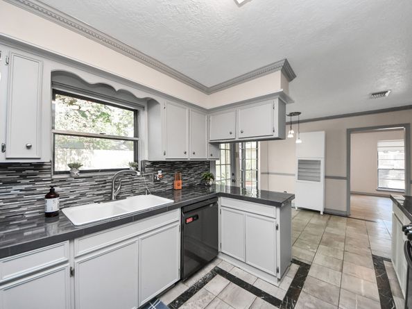 6307 Francis Marion Drive, Houston TX 77091