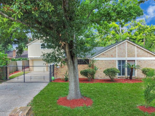 6307 Francis Marion Drive, Houston TX 77091