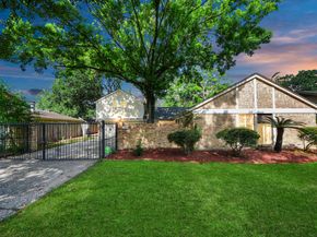 6307 Francis Marion Drive, Houston TX 77091