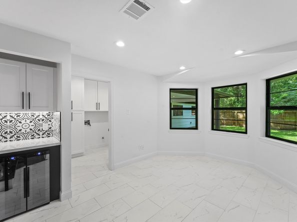 29 N Havenridge Drive, The Woodlands TX 77381